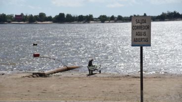 Usuarios y usuarias de la costanera rosarina y la zona de islas, deben atender a algunas recomendaciones para disfrutar del Paraná.