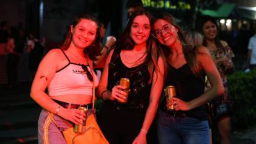 Paseo Pellegrini se transformó en una verdadera fiesta este sábado por la noche.