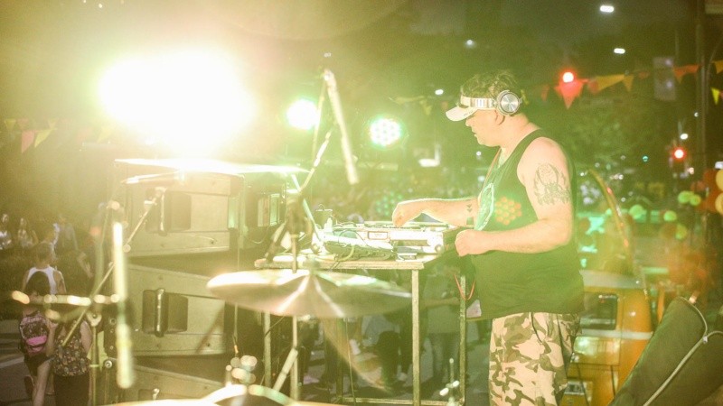 Paseo Pellegrini se transformó en una verdadera fiesta este sábado por la noche.