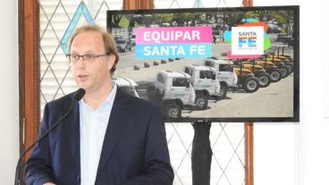 El ministro de Economía provincial respondió las críticas del perottismo.