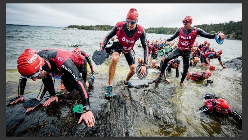 Combiná el running con la natación en un solo entrenamiento.