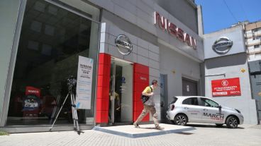 Del concesionario Nissan se llevaron más de 2,5 millones de pesos.
