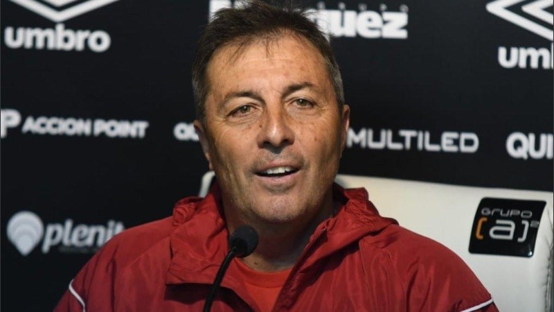 Kudelka habló en conferencia de prensa. 