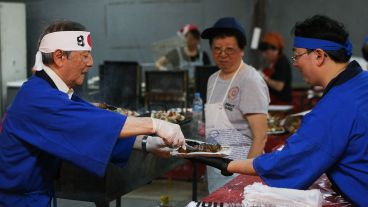 Postales de la noche inaugural de la fiesta de Colectividades.