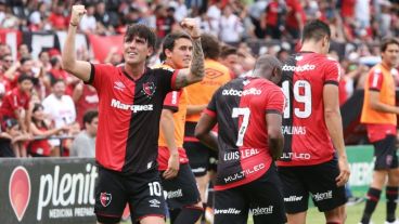 Formica cerró un buen primer tiempo personal con un gol.