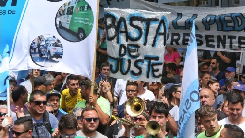 La convocatoria de este martes frente al Palacio Municipal. 