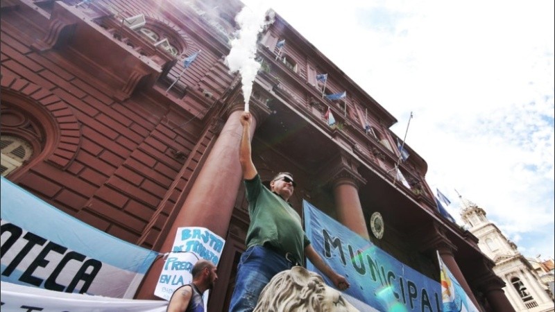 La convocatoria de este martes frente al Palacio Municipal. 