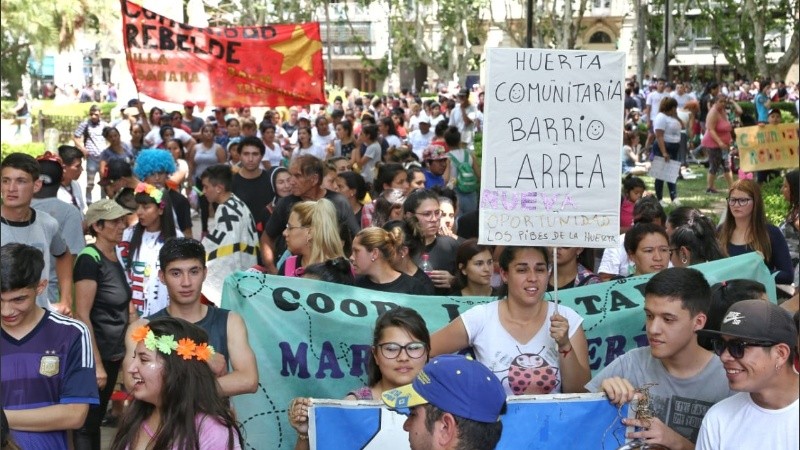 Talleres de huertas, carpintería, radio o albañilería son algunos de los múltiples espacios.