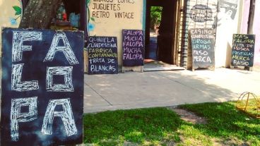 Así fueron modificados los carteles.