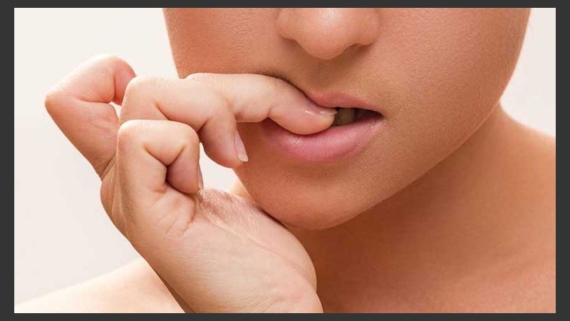 Morderse las uñas puede provocar enfermedades infecciosas.