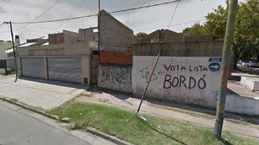 El ataque ocurrió en Mosconi al 1400, a dos cuadras de la Municipalidad de VGG.