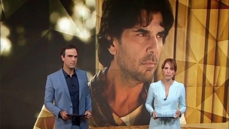 Tadeu Schmidt y Poliana Abritta presentaron el informe en el programa 