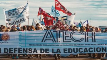 Atech subrayó la exigencia de que haya un "cumplimiento irrestricto del acta paritaria salarial y laboral".