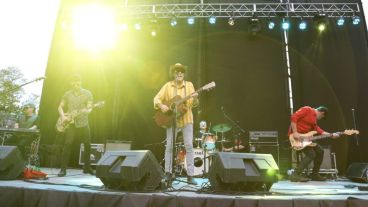 Coki tocó frente al Concejo para agradecer la distinción.