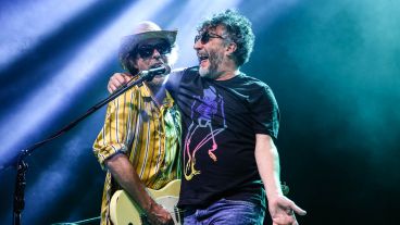 Fito Paéz fue invitado al recital de Coki frente al Concejo.