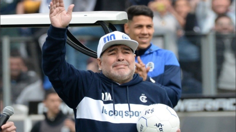 El operativo clamor y un acuerdo entre candidatos reabrieron las puertas para Diego.