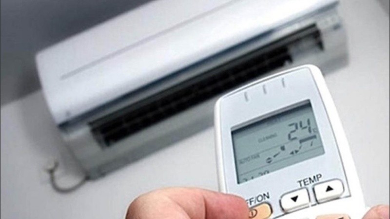 El aire en 24 grados, otro de los consejos para evitar un mayor consumo.