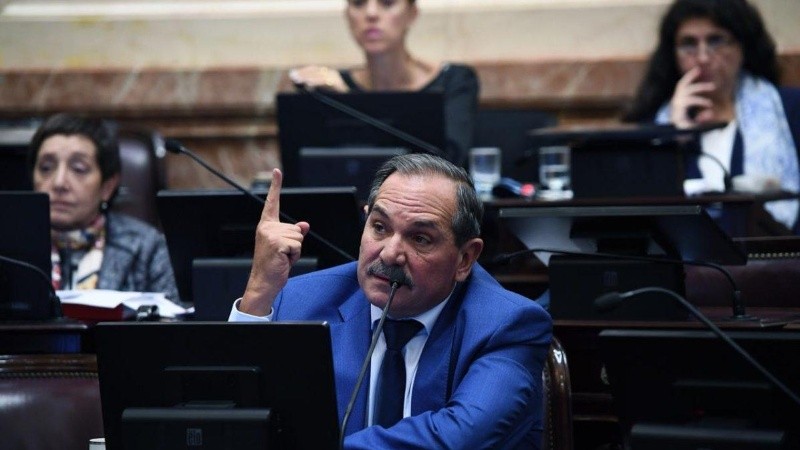 Alperovich salió a defenderse de la denuncia de su sobrina. 