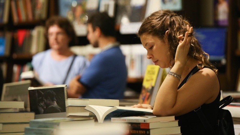 Otra buena respuesta de los rosarinos al encuentro con los libros.