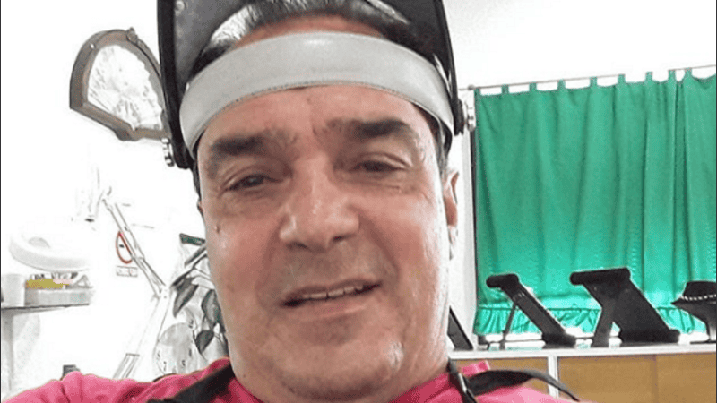 Luis Vittete Sellanes ahora trabaja de joyero en Uruguay.