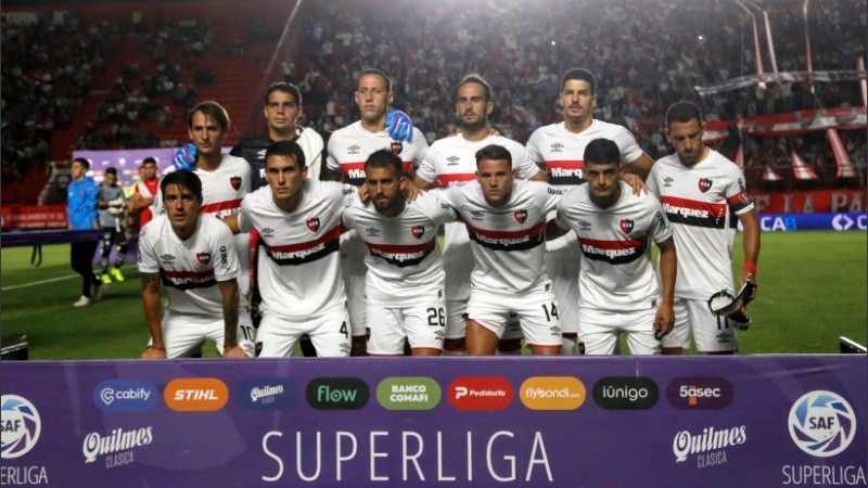 El equipo que inició el encuentro en La Paternal.