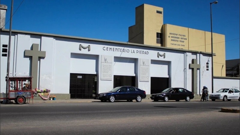 El cementerio La Piedad se quedó sin servicio de gas.