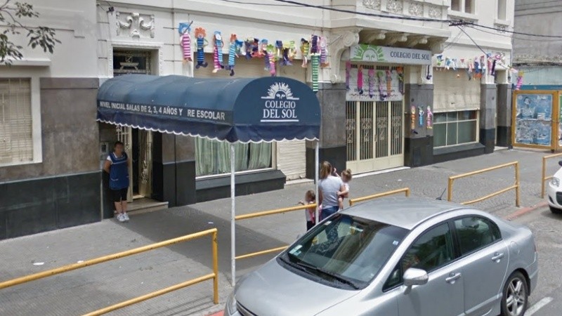 El docente acusado negó todo.