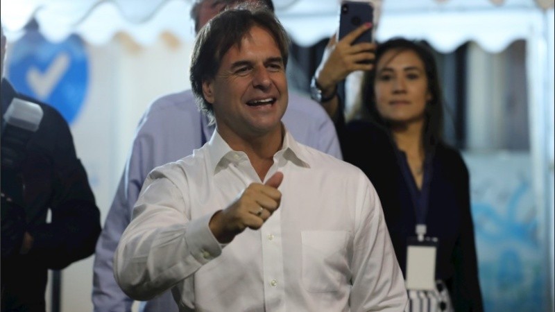 Lacalle Pou ganó las elecciones tras una reñida segunda vuelta.