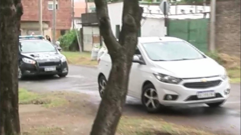 Operativo policial custodió el auto que intentó ser robado.