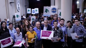La presentación se realizó este martes en la sede de gobierno de la UNR.