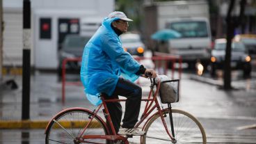 Era una mañana con lluvia débil en Rosario.