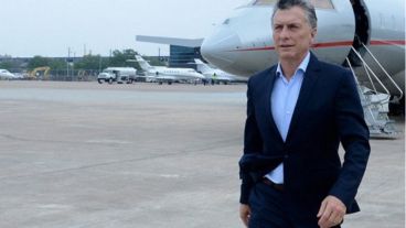 El avión presidencial arribó al aeropuerto Islas Malvinas pasadas las 9.