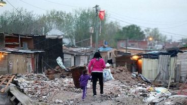 UCA: "Cuatro de cada diez argentinos son pobres".