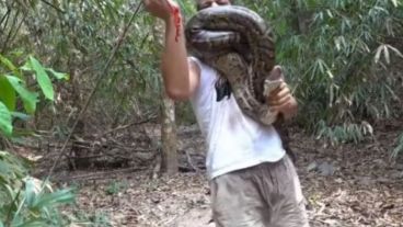 Muchos de los usuarios lo criticaron fuertemente por hacer juegos peligrosos con la serpiente.