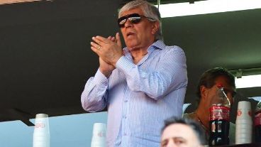 Moyano fue insultado por primera vez en la cancha de Independiente.