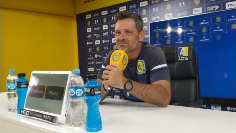 Cocca en la conferencia del viernes, tras el entrenamiento en Arroyo Seco.