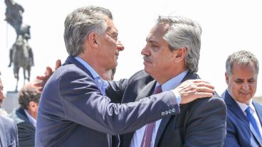 Macri y Fernández durante la misa de Luján.