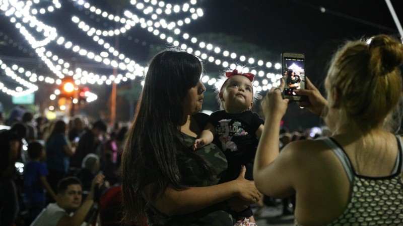 Hubo espectáculos de acceso libre y gratuito en Pellegrini y Oroño.