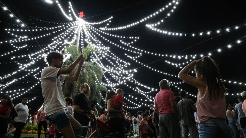 Hubo espectáculos de acceso libre y gratuito en Pellegrini y Oroño.