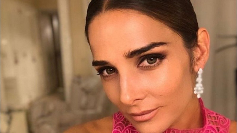 Viale fue madre de Ámbar, fruto de su relación con Juan de Benedictis y además con el actor chileno Gonzalo Valenzuela tuvo a Silvestre, Alí y Ringo, que murió en el momento del parto en 2011.