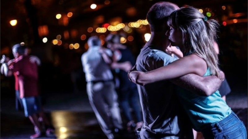 Música y milonga para inaugurar la nueva pista.