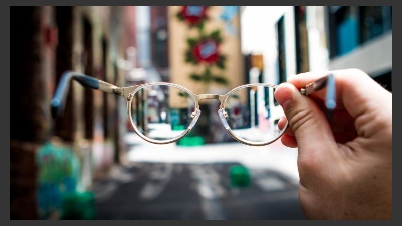 La palabra “presbicia” (proveniente del griego), significa “ojo viejo”.