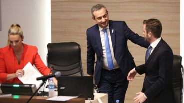 Javkin saludó a las autoridades del Concejo.