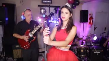 Violeta, en voz, y La Renga en las canciones.