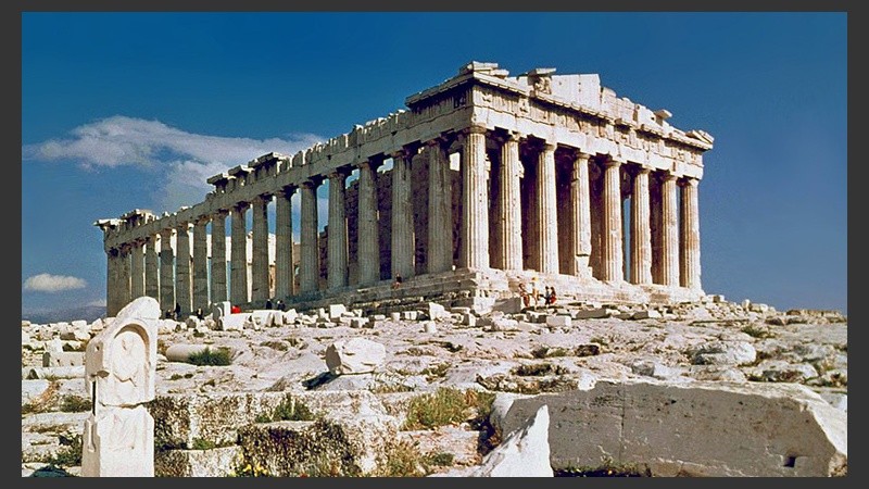 Grecia destina al sector educativo un 4% de su PBI.