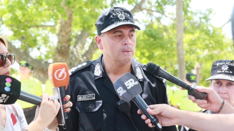 Gómez estuvo a cargo de la Policía de Rosario antes de ser pasado a retiro.