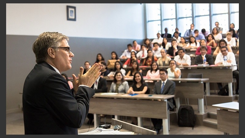 Se dictan en la Universidad Tecnológica Nacional (UTN).