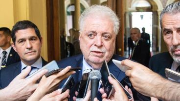 "No tenemos ningún caso confirmado", sostuvo Ginés desde Córdoba.