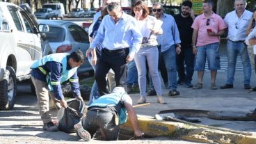 Javkin supervisó tareas de limpieza.