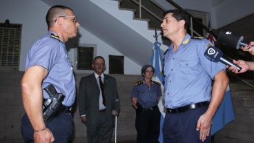 Romano y Villán en la conducción de la Policía local.